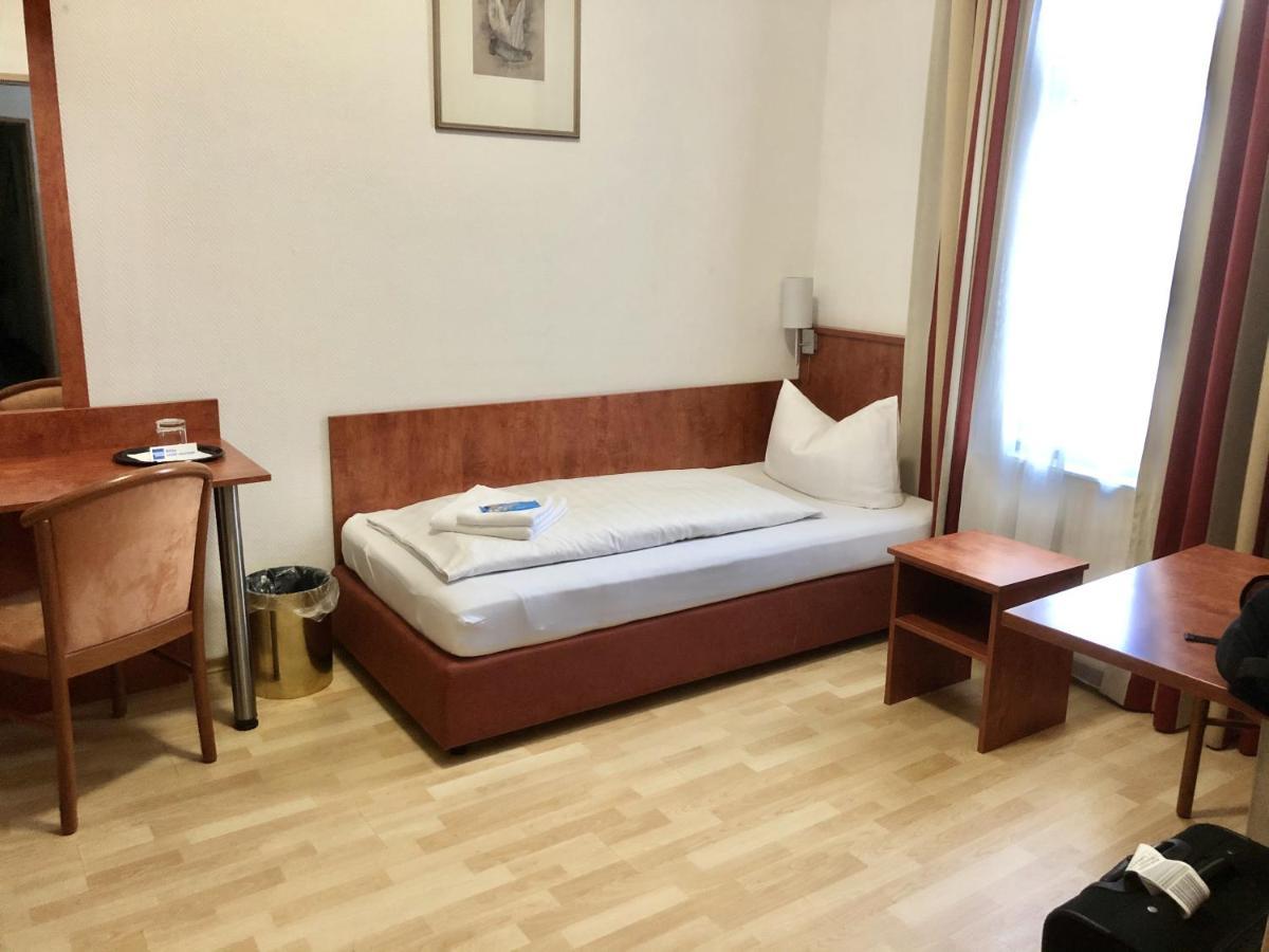 Hotel Am Ledermuseum Offenbach am Main Ngoại thất bức ảnh