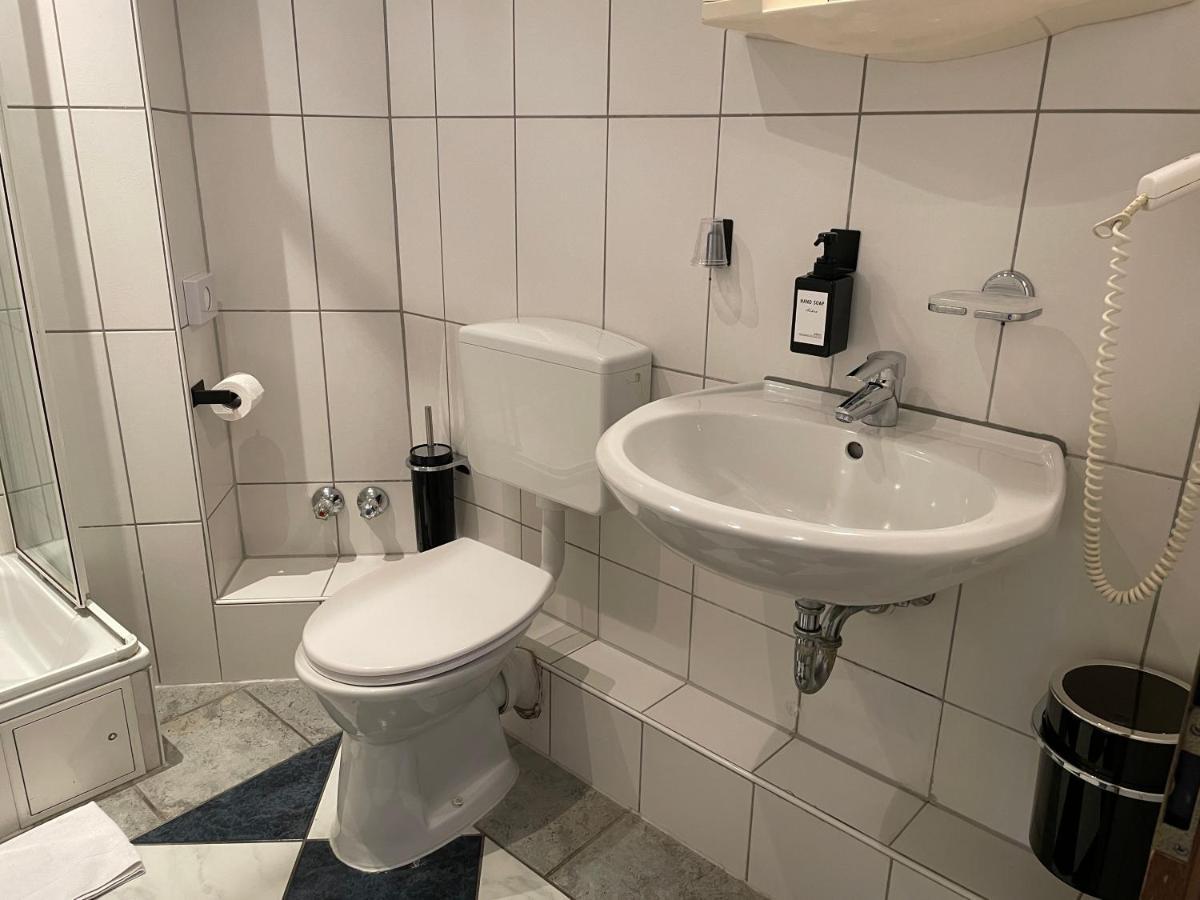 Hotel Am Ledermuseum Offenbach am Main Ngoại thất bức ảnh